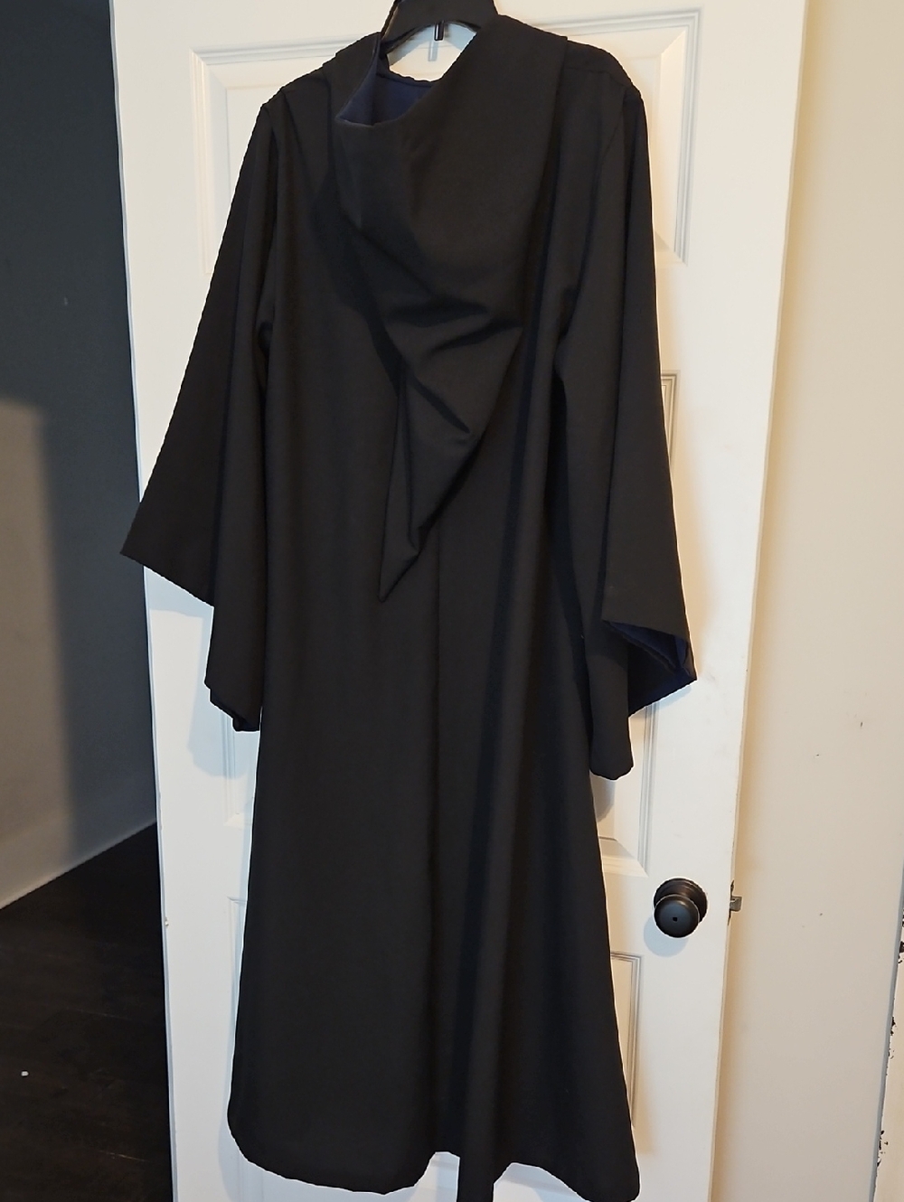 Harry Potter Robe - Picture 7 of 8